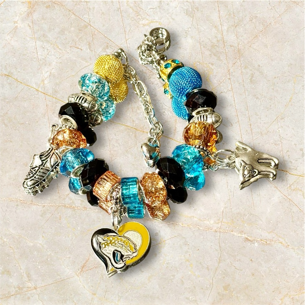 Jacksonville Jaguars Beaded Charm Bracelet NFL